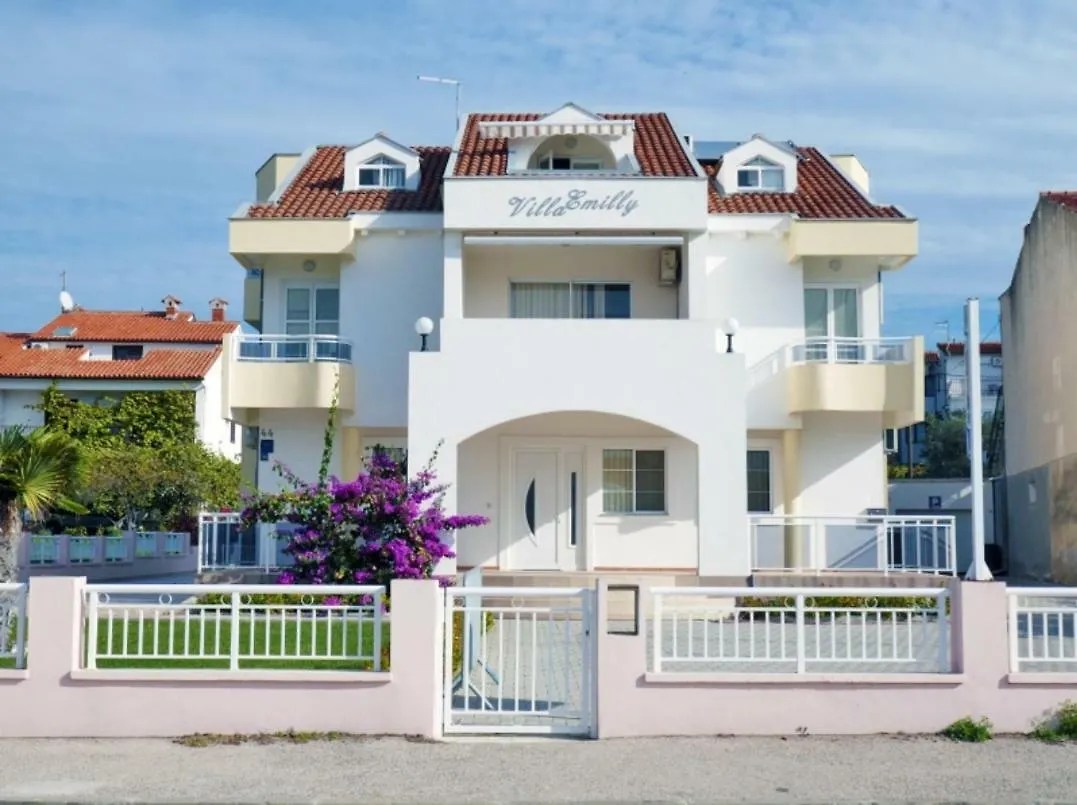Villa Emilly Biograd Na Moru Apartman 10